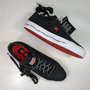 Converse Cons One Star Pro Roses Black Red Suede Skateboard Sneakers Women's 7.5